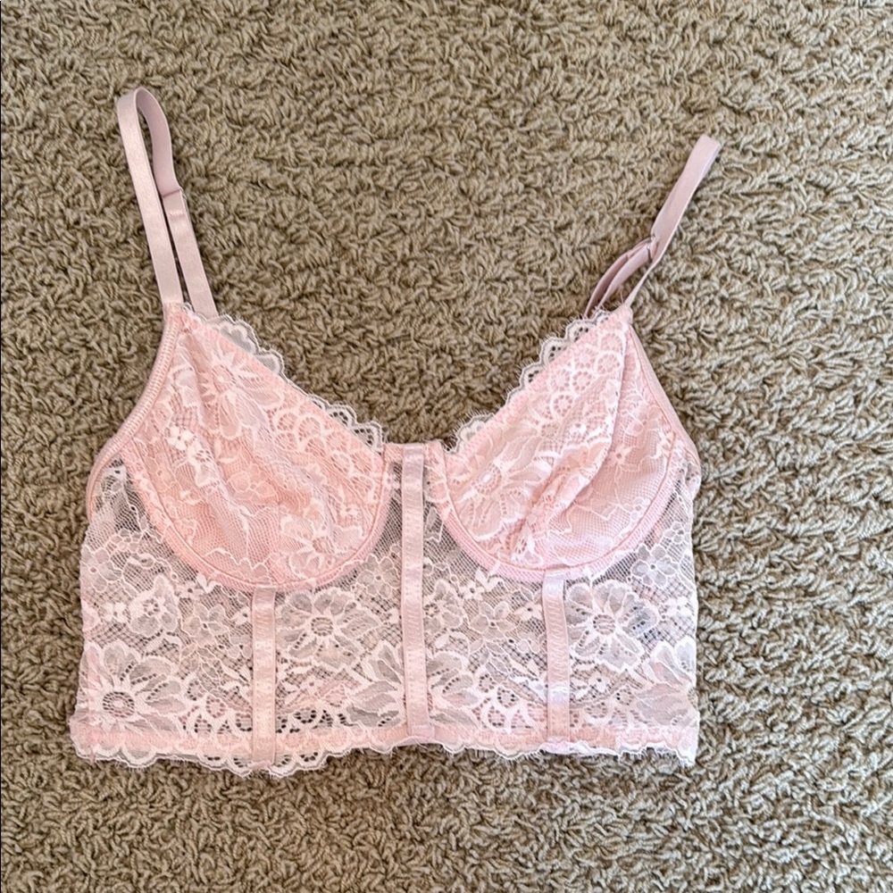 Pink Lace Bra with Delicate Straps and Mesh Details